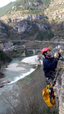 Purge de falaise Gorges du Tarn