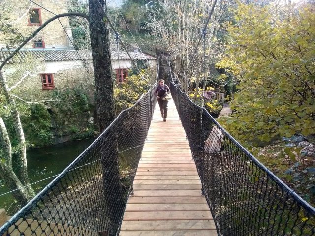 Passerelles sur câbles