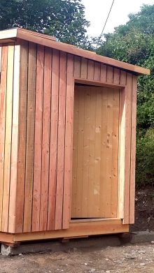Construction d&rsquo;une cabane bois pour Florac plage